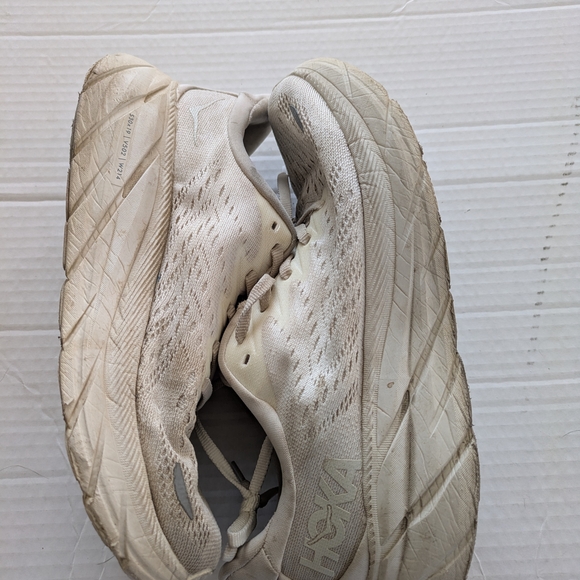 HOKA Clifton Running Shoes - Cream - Picture 2 of 10